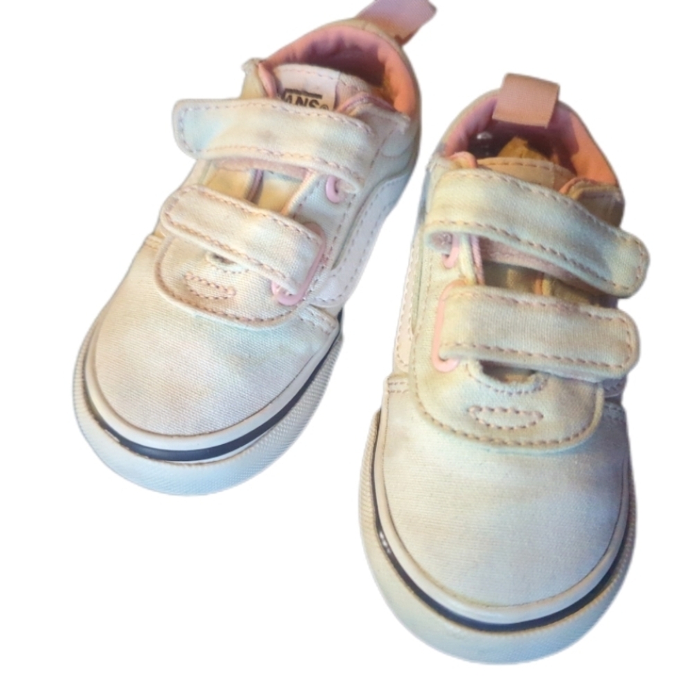Vans Kids Shoes - White and Pink